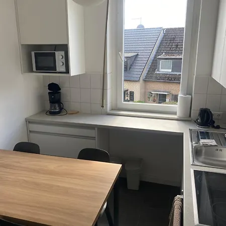 Stefans B - 20 Min Bis Dd Messe Und Flughafen Inkl Parkplatz Apartment Willich
